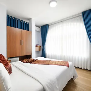 Ha Vy 3*, Ho Chi Minh City Vietnam